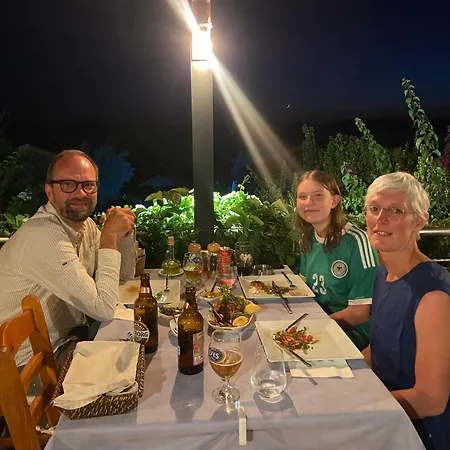 招待所 Suna House