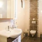 Guest house Suna House