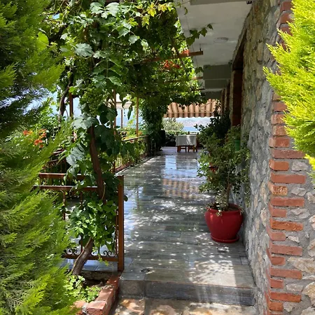 Suna House Pensionat *