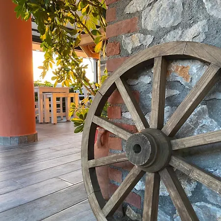 Pensionat Suna House